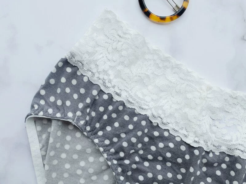 lace,lingerie,underwear,台灣製,蕾絲,蕾絲內褲,點點內褲,日式內褲,中腰內褲